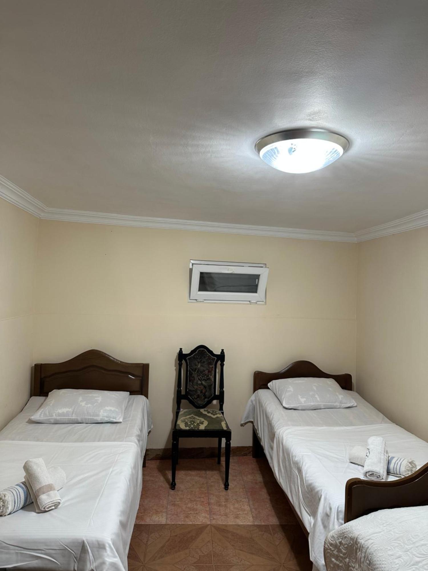 Linda Guest House Батумі Екстер'єр фото