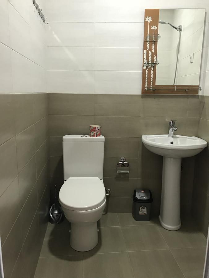 Linda Guest House Батумі Екстер'єр фото